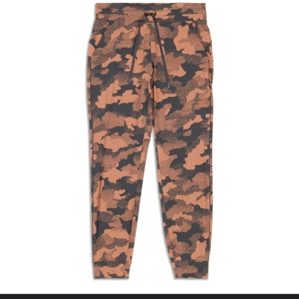 Lululemon Ready to High-Rise jogger size 6